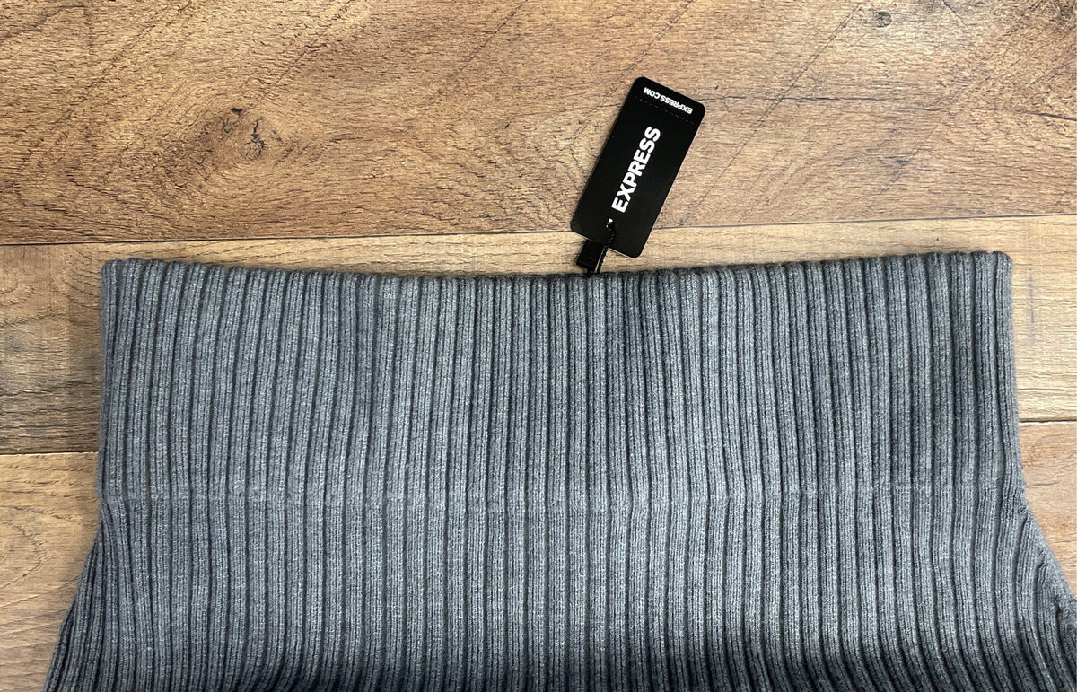 Express Women's Gray Ribbed Knit Midi Skirt with Side Slit Size M NWT