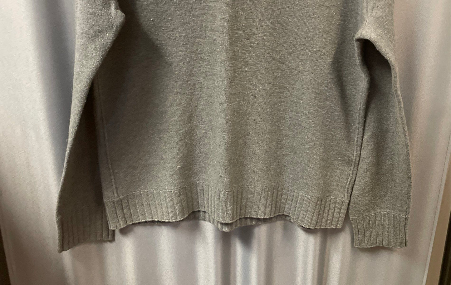 Vintage Y2K J. Crew Men's Gray Lambswool Cashmere V-Neck Sweater Sz M