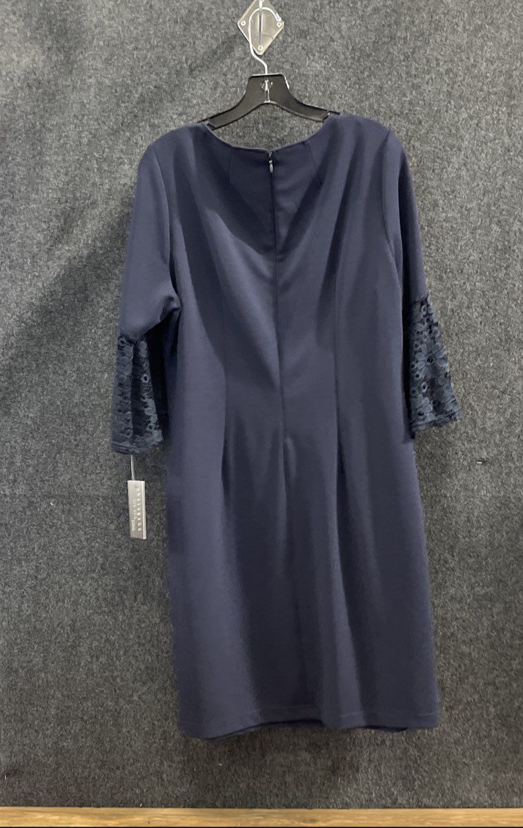 Sharagano Women's Deep Navy Lace Bell Sleeve Shift Dress Sz 14W NWT