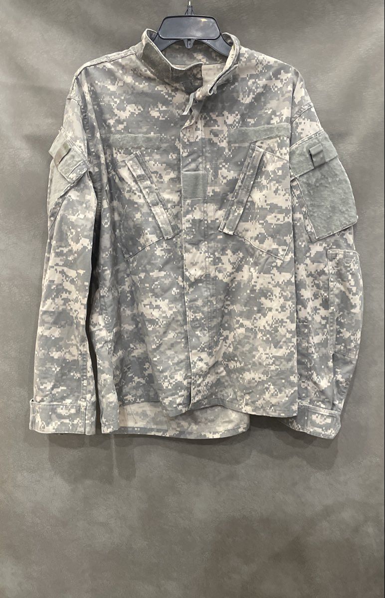 US Army Men's UCP Digital Camo ACU Combat Uniform Jacket Ripstop Medium Regular