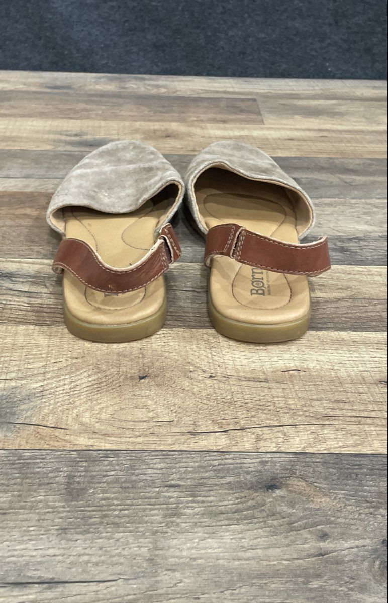 Born Iwa Grey Suede Slingback Flat Sandals Women's Size 8