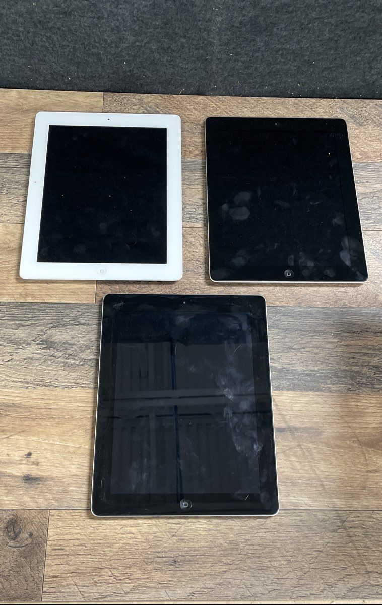 Lot of 3 Apple iPad 2 A1395 16GB Wi-Fi Tablets - Activation Locked