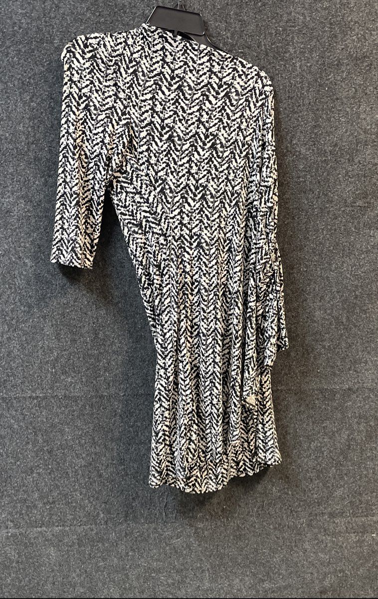 New York & Company Women's Black White Geometric Stretch Wrap Dress XL NWT