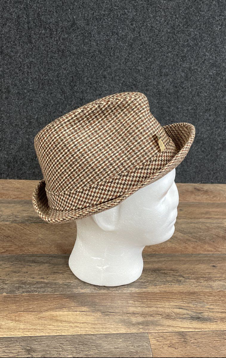 Vintage 70s Champ Men's Brown Houndstooth Fedora Hat Feather Sz 7 1/4