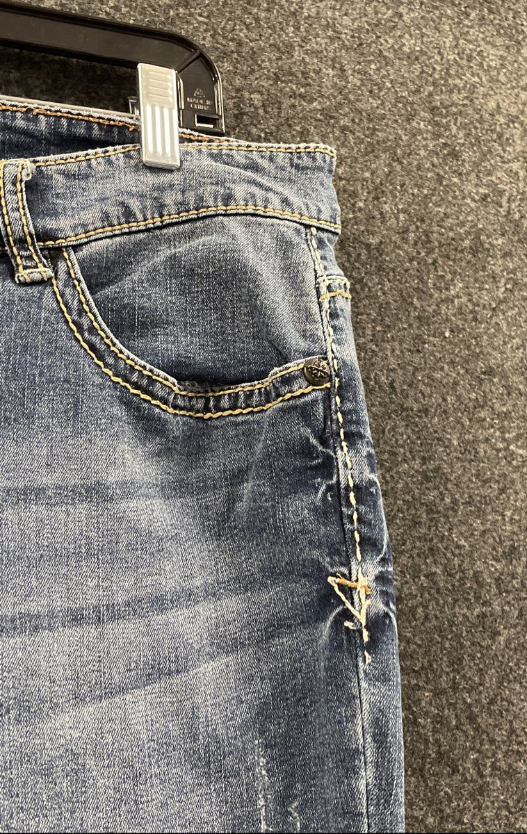 Supplies Women's Medium Wash Embroidered Flap Pocket Bootcut Jeans Sz 14