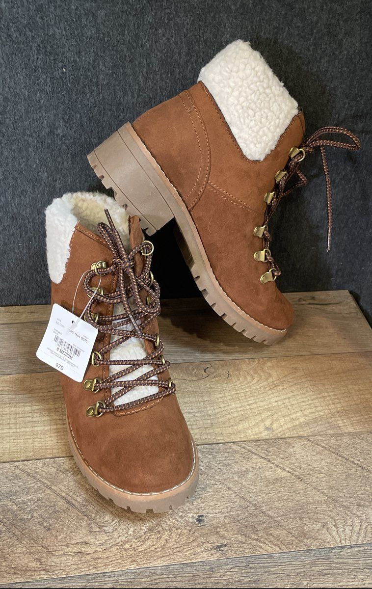 St John's Bay Landson Cognac Brown Faux Fur Trim Ankle Boots Size 8 NWT