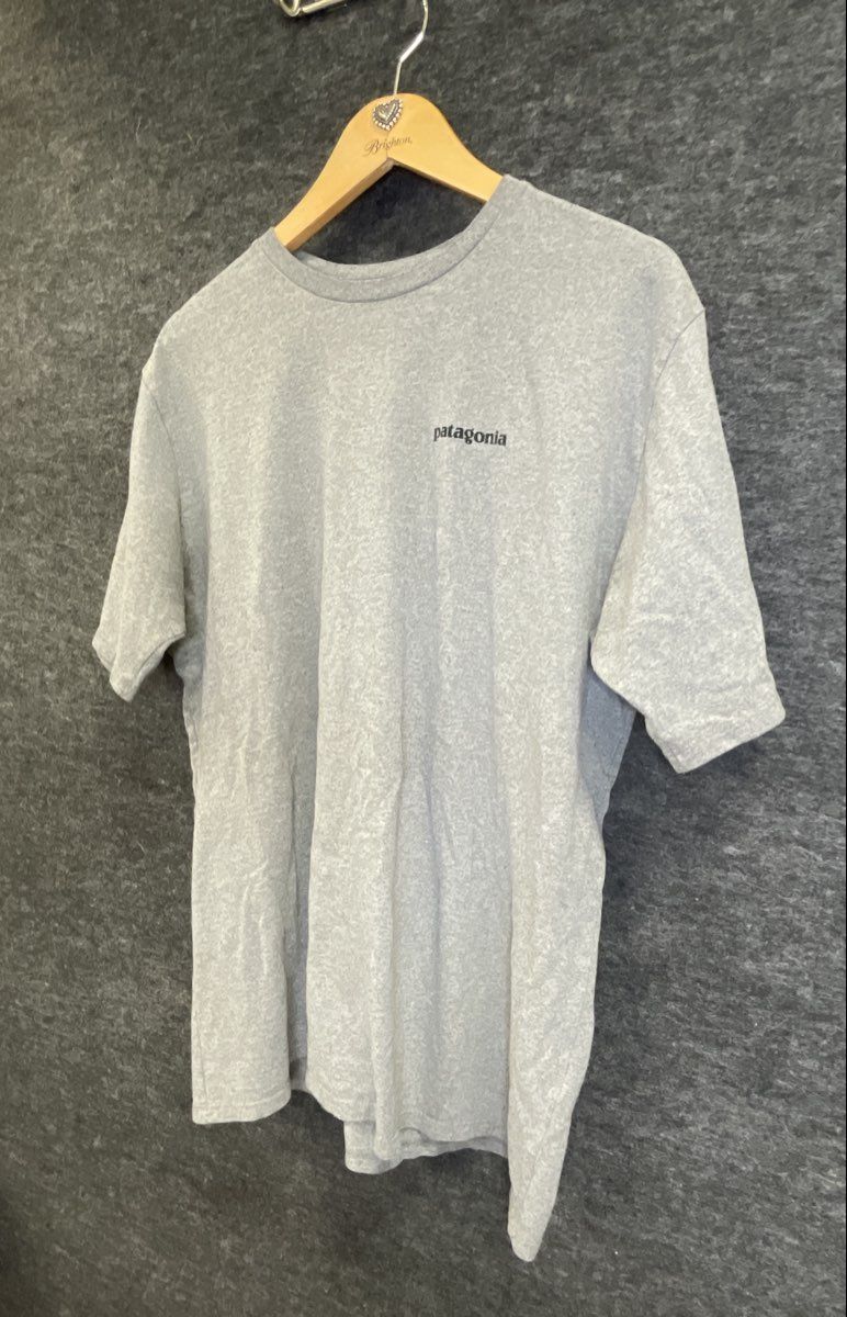 Patagonia Men's Gray P-6 Logo Responsibili-Tee Graphic T-Shirt Sz M
