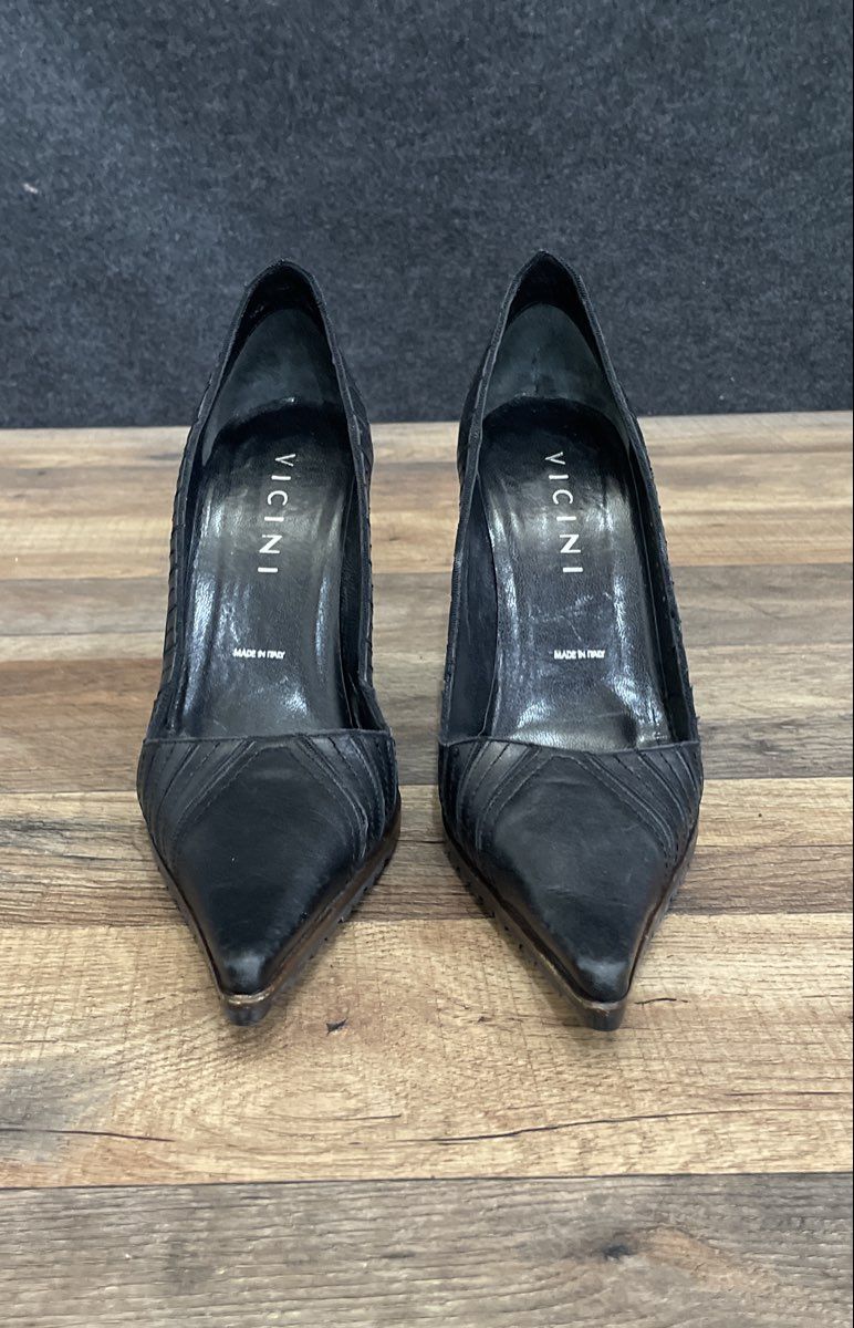 Vicini Black Leather Pointed Toe Stiletto Pumps Heels Italy Size 38.5 US 8.5