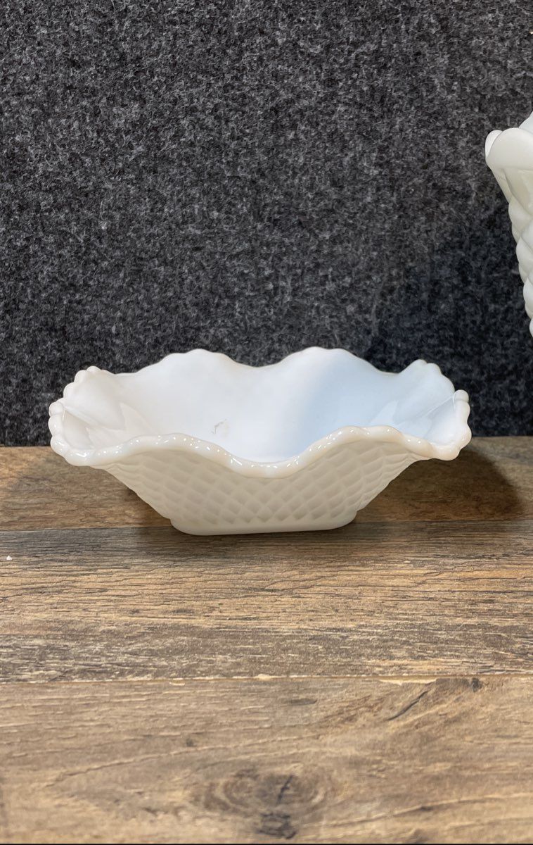 Pressed Milk Glass White Lot 2 Lidded Candy Dish & Small Ruffled Bowl Vintage