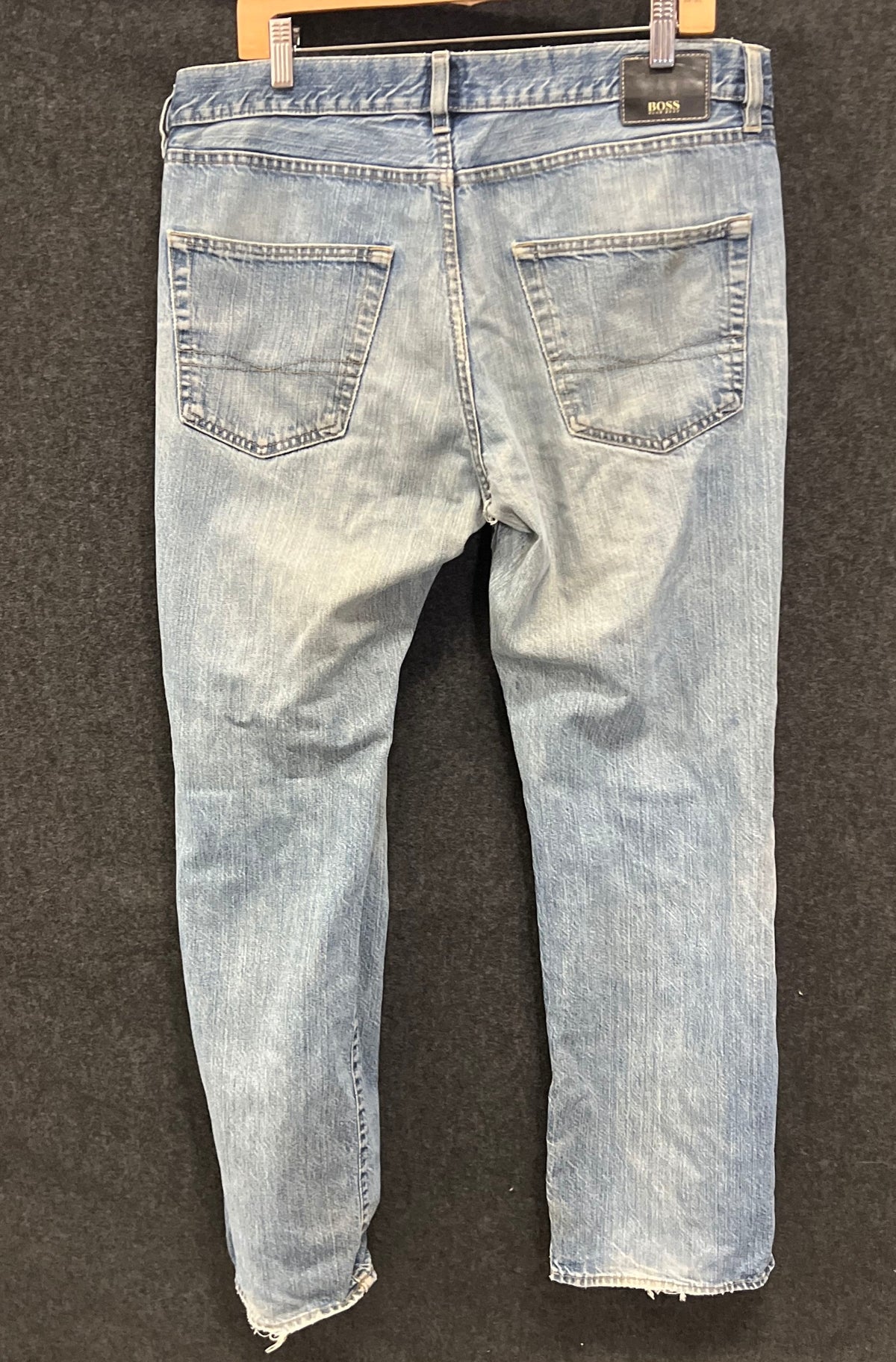 BOSS Hugo Boss Men's Light Wash Straight Leg Denim Jeans Faded Distressed