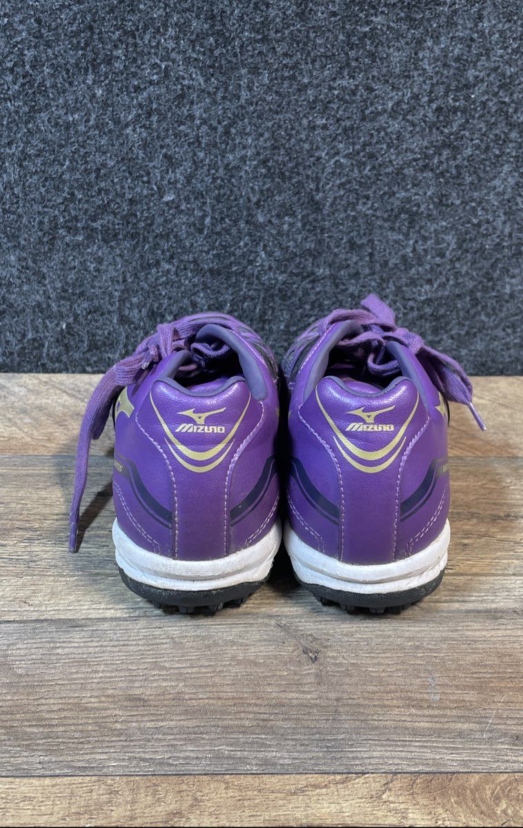 Mizuno Wave Ignitus Turf Soccer Shoes Cleats Purple Gold Size 5