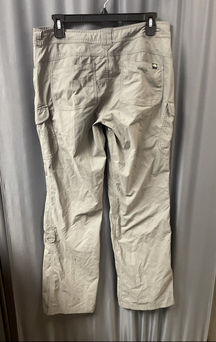 The North Face Women's Gray Cargo Hiking Outdoor Pants Size 8