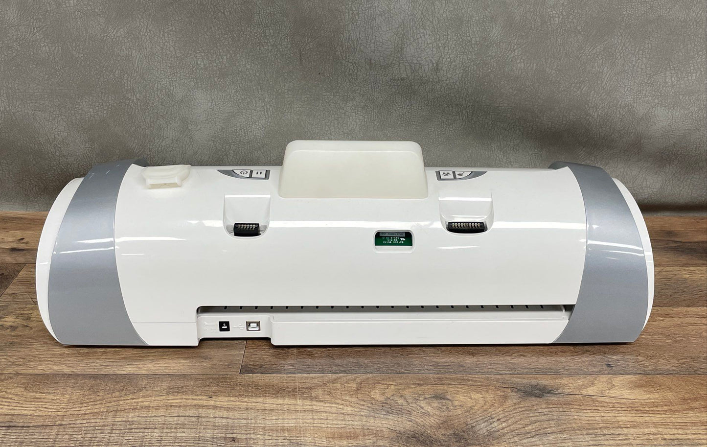 Cricut Expression 2 Electronic Cutter Machine Die Cut Scrapbooking Crafting