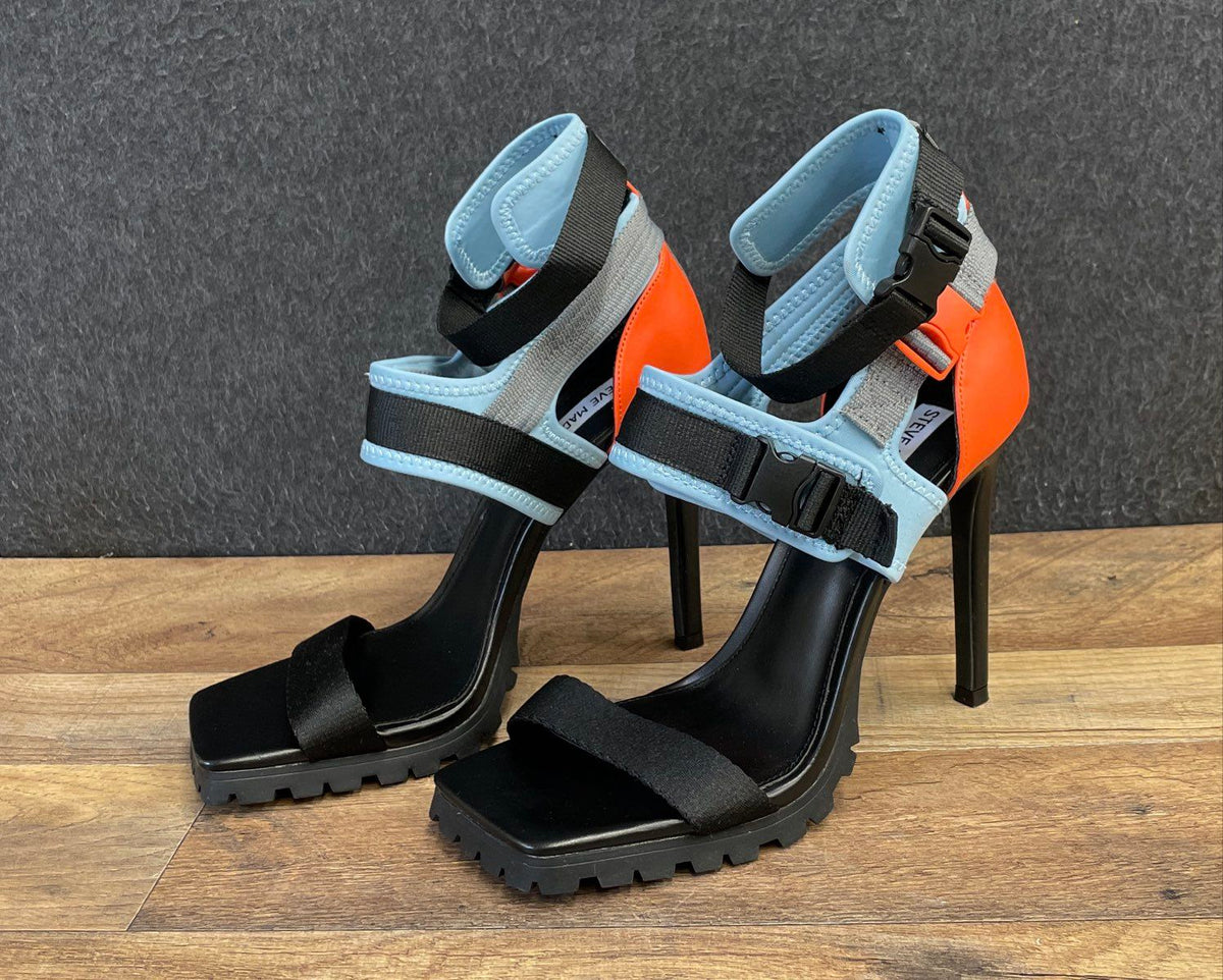 Steve Madden Viable Multi Utility Buckle Stiletto Lug Sole Sandals Size 9