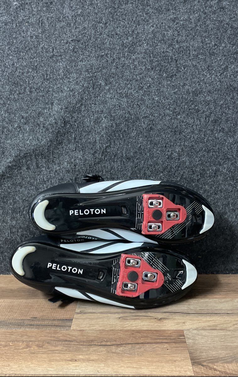 Peloton Cycling Shoes Black Red Look Delta Cleats Men's Size 47 EUR / 13 US