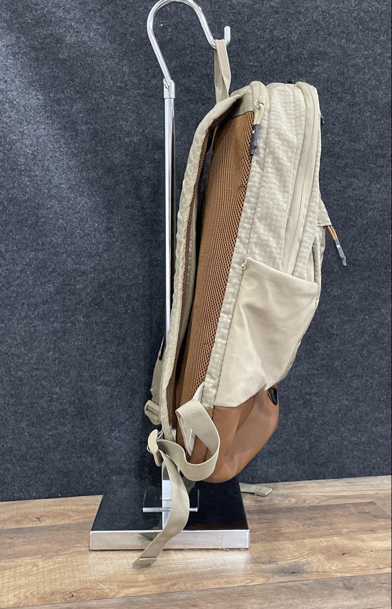 Hurley Cream Textured Multi-Pocket Large Backpack
