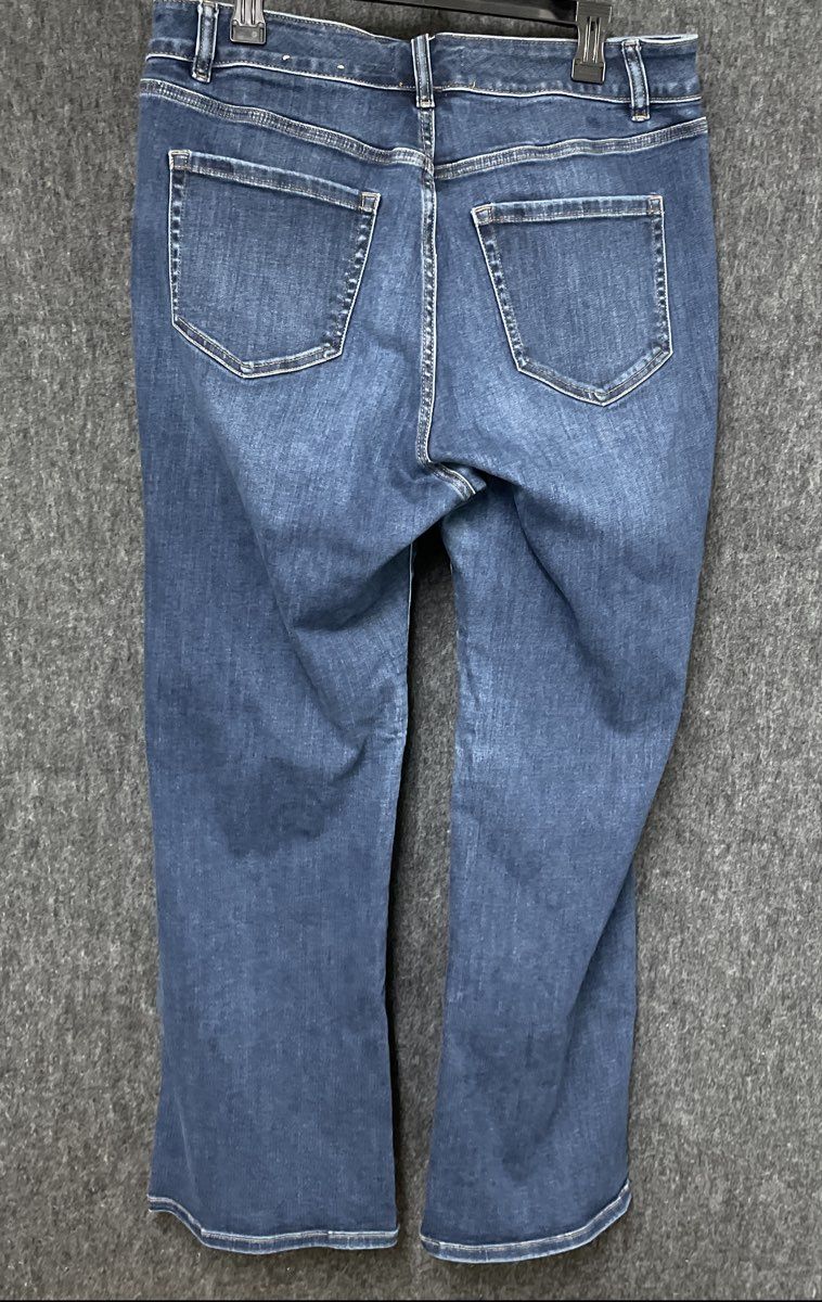 Lane Bryant Women's Blue Stretch Repreve Denim Medium Wash Jeans Sz 16