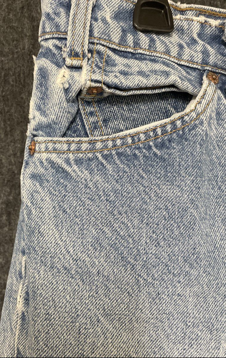 Vintage 90s Levi's Men's 505 Light Wash Orange Tab Jeans Made in USA Sz 36x32