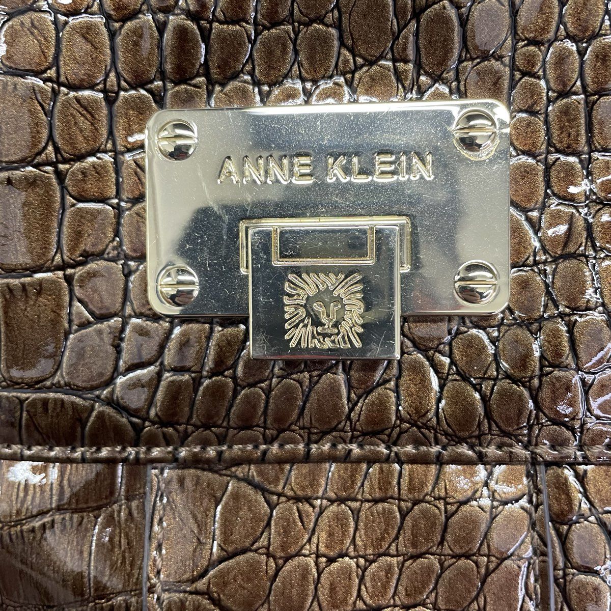 Anne Klein Brown Croc Embossed Crossbody Bag Gold Hardware Lion Logo