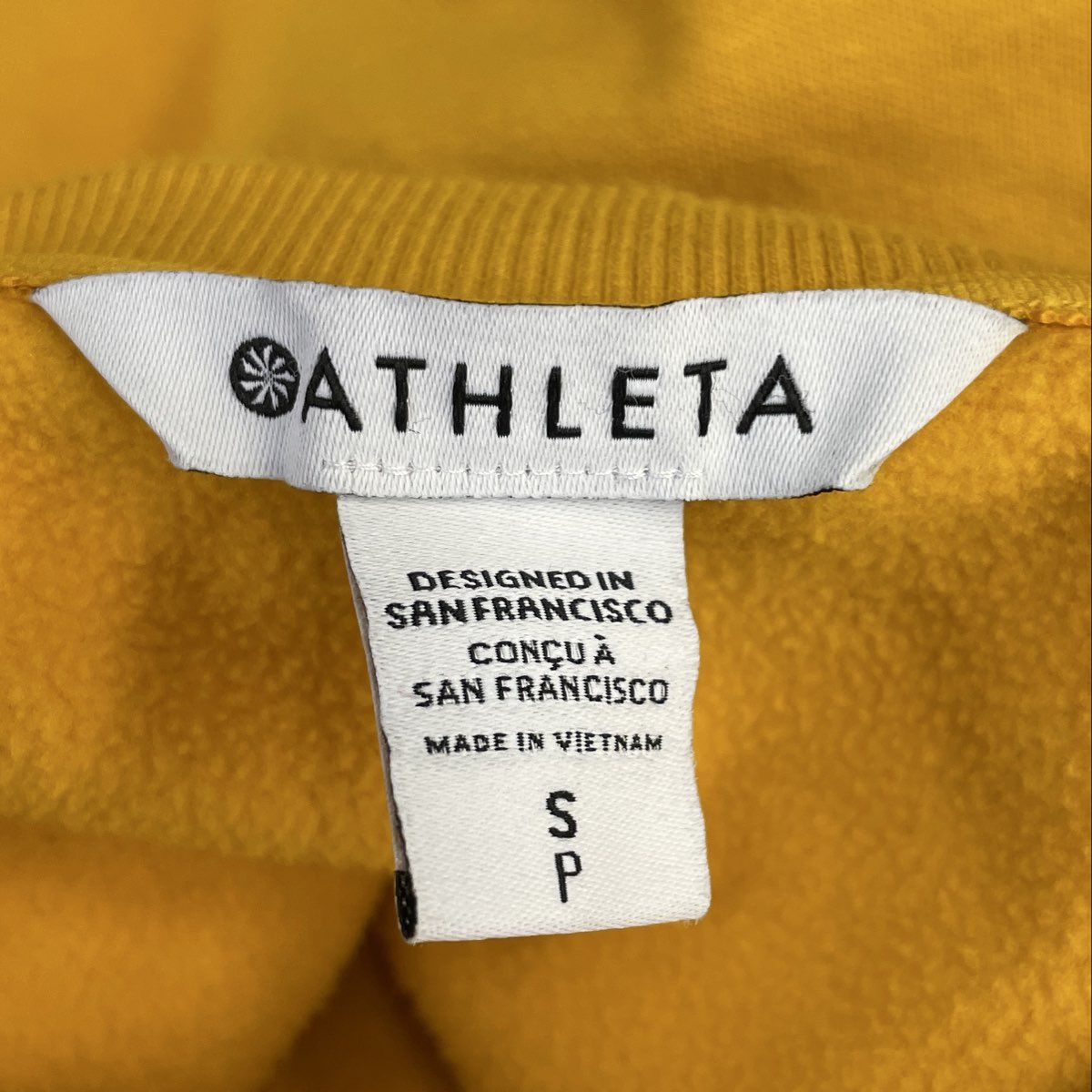 Athleta Women's Triumph Game Point Sweatshirt and Shorts Set Yellow Sz S/M
