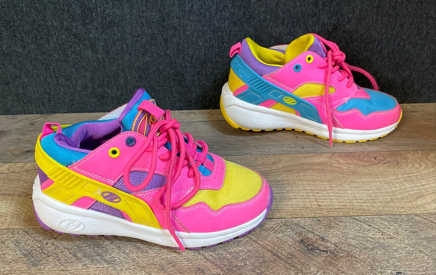 Heelys Force Pink Yellow Blue Multicolor Skate Shoes Youth Size 1