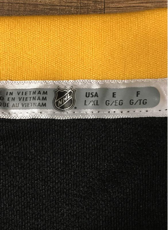 NHL Boys Pittsburgh Penguins Evgeni Malkin #71 Hockey Jersey Black Gold Sz L/XL