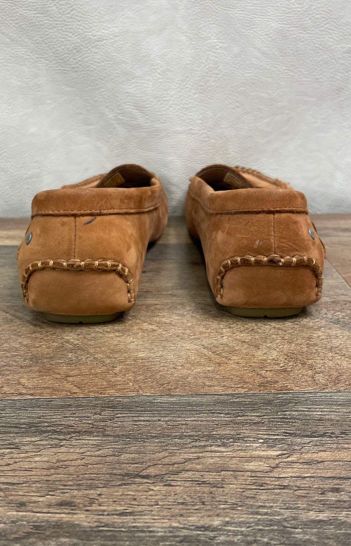 UGG Milana Tan Suede Perforated Moccasin Driving Loafers Women's Size 8
