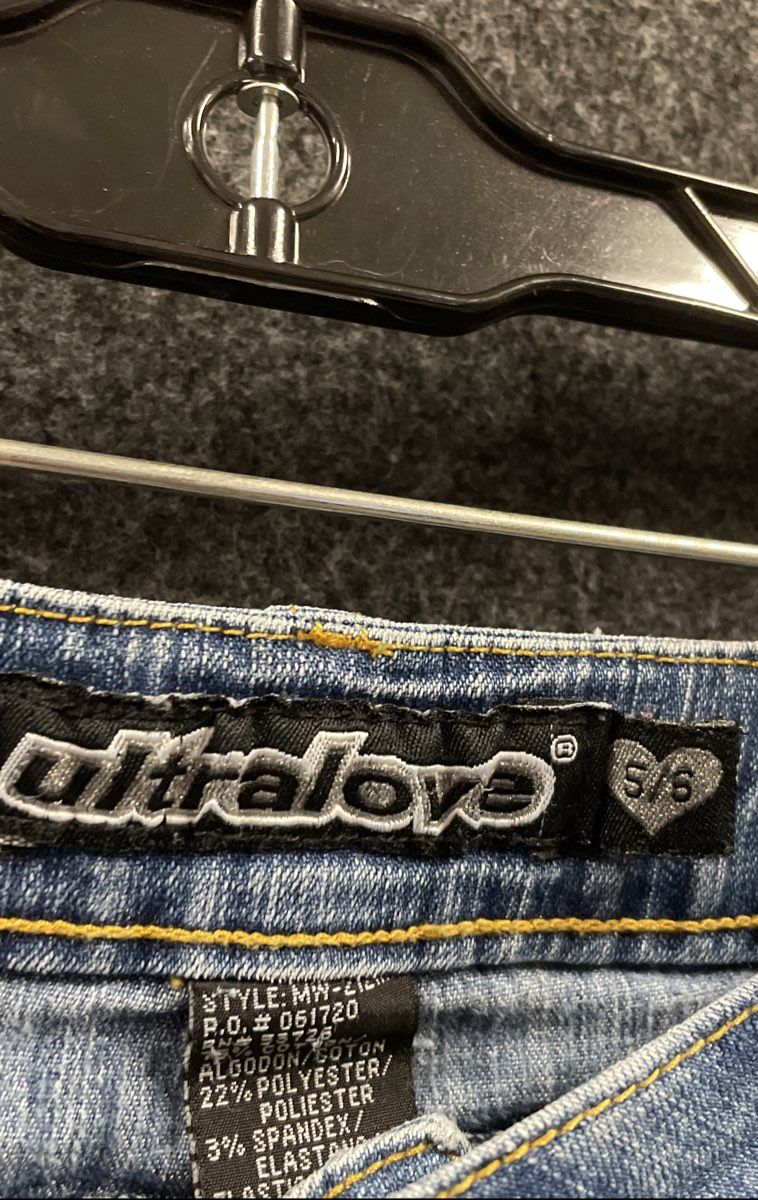 Ultralove Women's Light Wash Blue Whiskered Cuffed Stretch Denim Jeans Sz 5/6