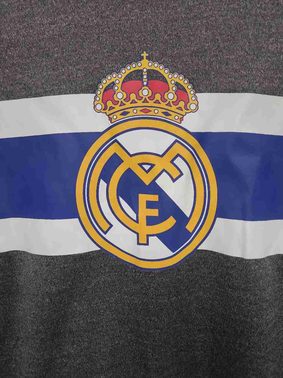 Real Madrid Men's Heather Gray Soccer T-Shirt Chest Stripe Logo Sz XL