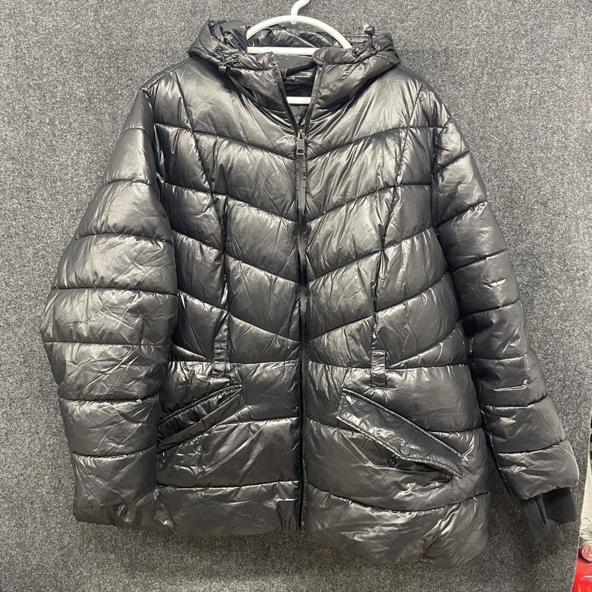 Michael Kors Women's Black Hooded Chevron Quilted Puffer Jacket Size 3X