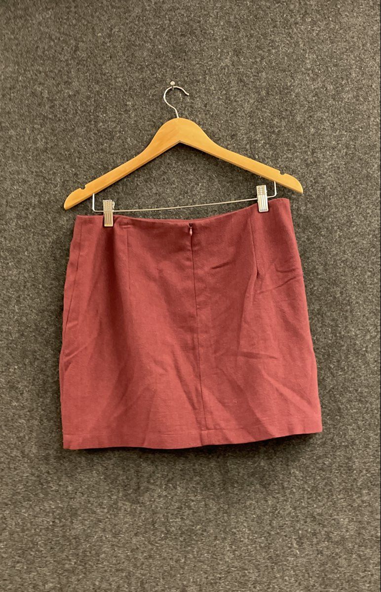 Altar'd State Women's Burgundy Floral Embroidered Linen Cotton Mini Skirt Sz L