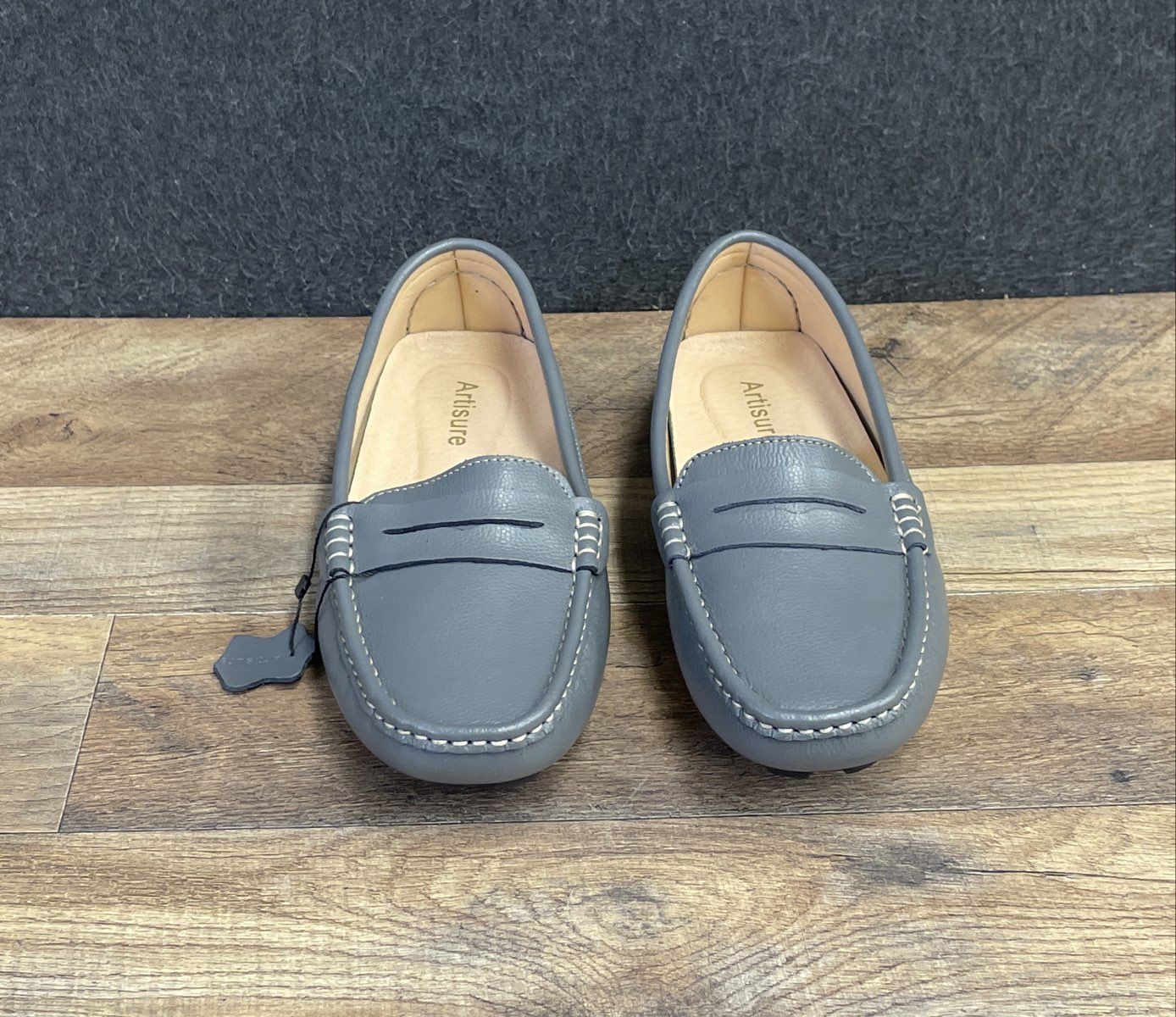 Artisure Classic Comfort Grey Leather Penny Loafers Women's Size 9