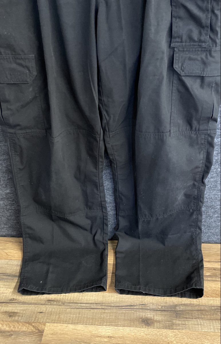 5.11 Tactical Men's Black Original Cotton Canvas Cargo Work Pants Size 36x32
