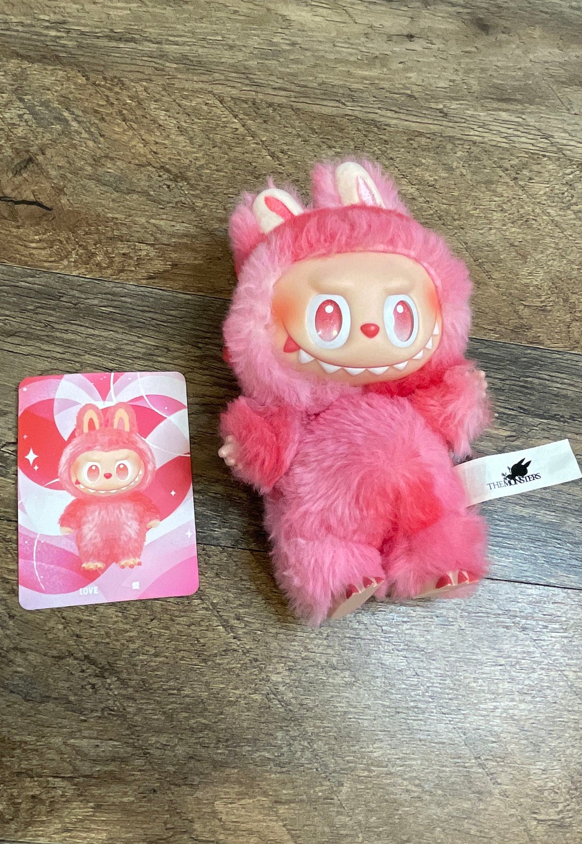 Labubu The Monsters Pop Mart Kasing Lung Pink Plush Figure Keychain with Card
