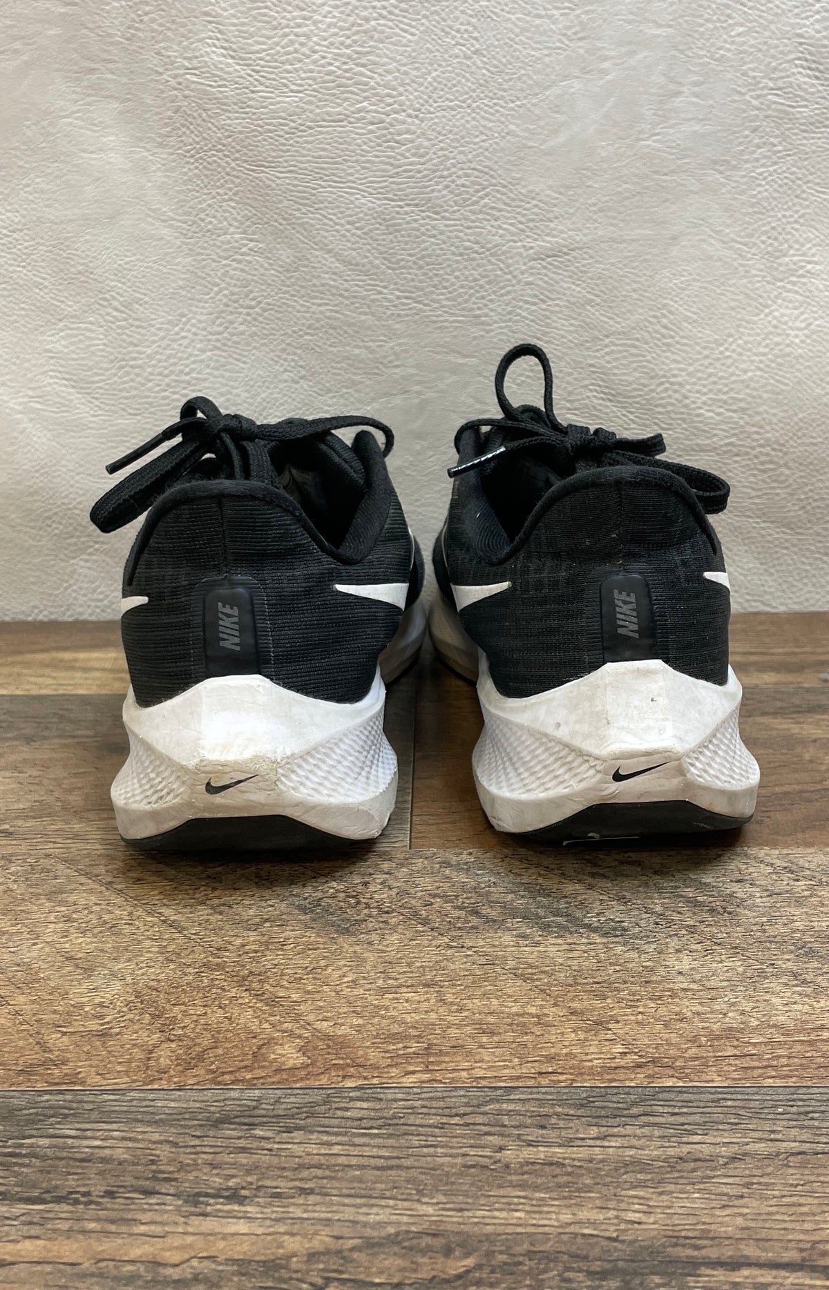 Nike Air Zoom Pegasus 38 Black White Women's Running Shoes Size 6.5