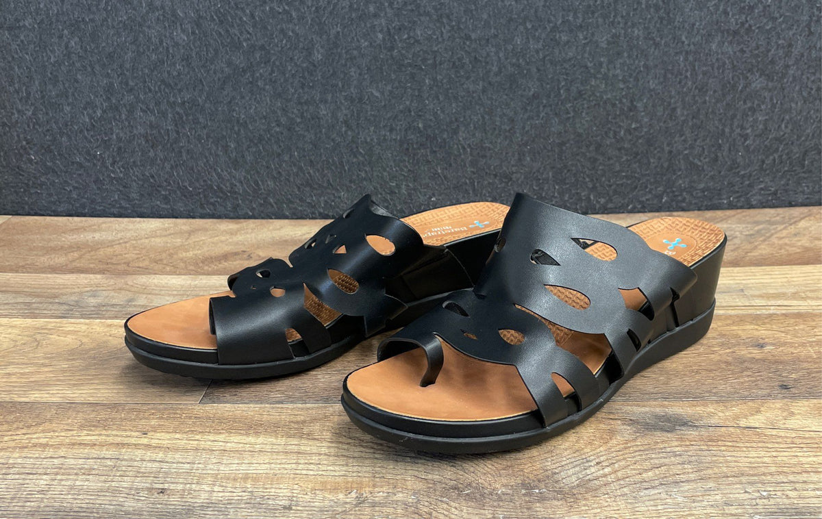 Baretraps Dema Black Laser Cut Posture Plus Wedge Sandals Women's Size 10M