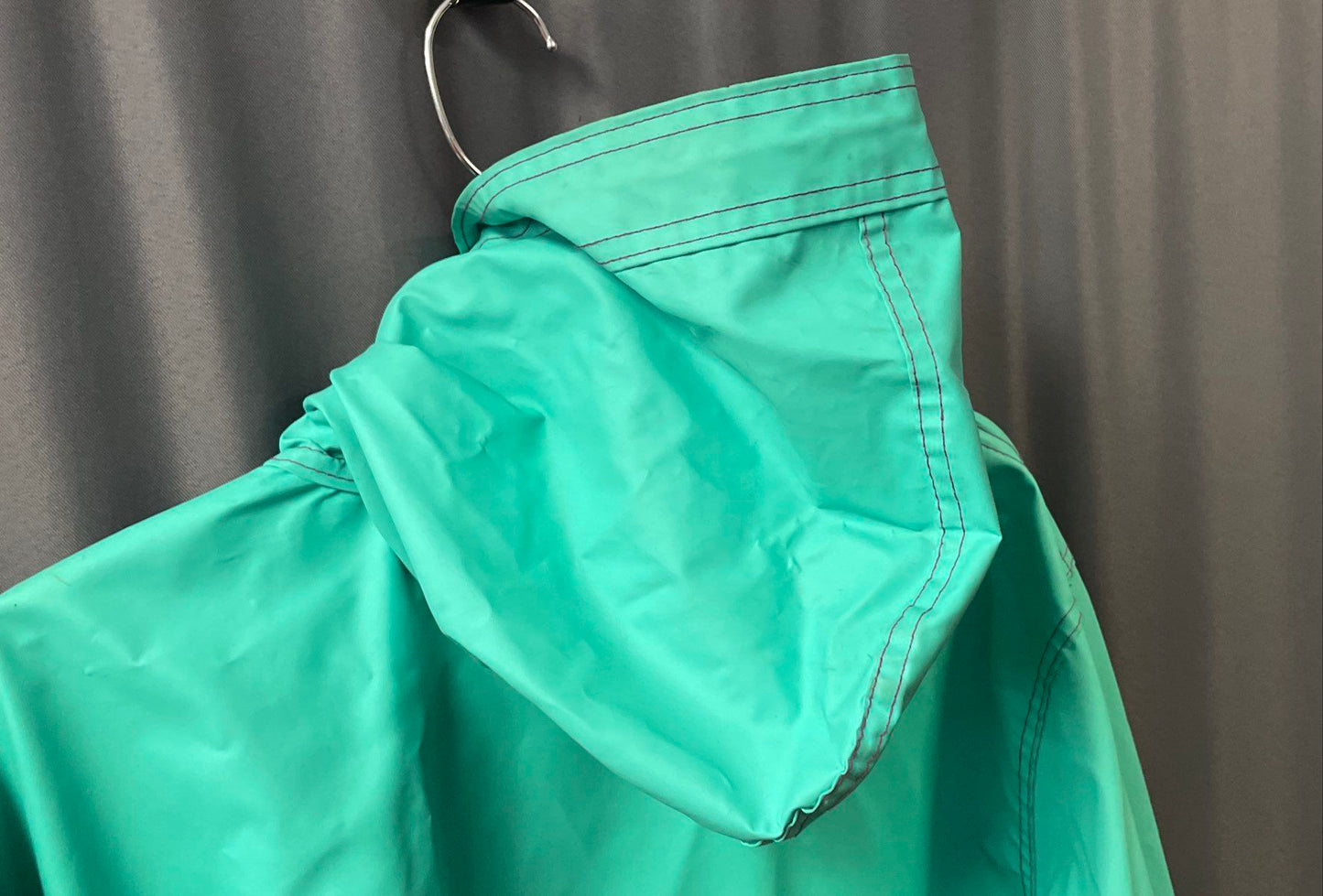 Vintage 90s Woolrich Women's Surf Green PVC Hooded Raincoat Jacket Purple Sz L