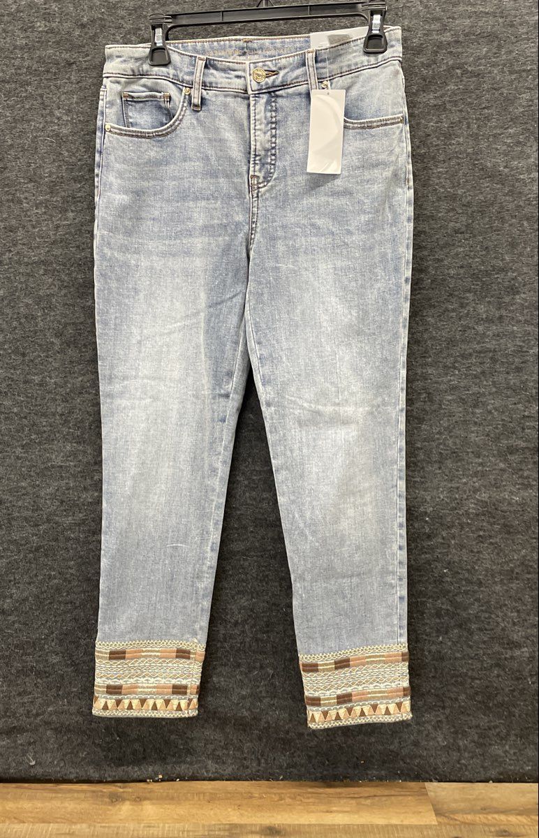 Chico's Women's So Slimming Girlfriend Slim Leg Jeans Embroidered Hem NWT Sz 0R