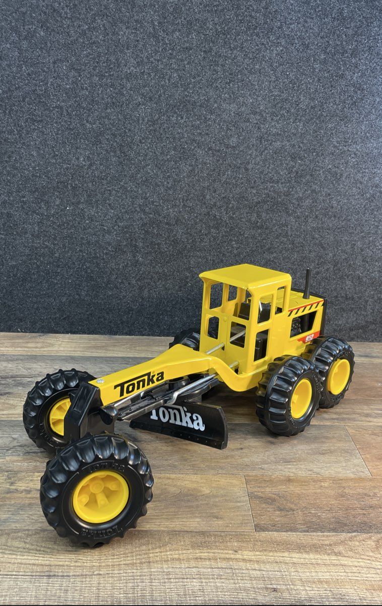 Tonka Steel Classics Road Grader 952 Yellow Pressed Steel Construction Toy