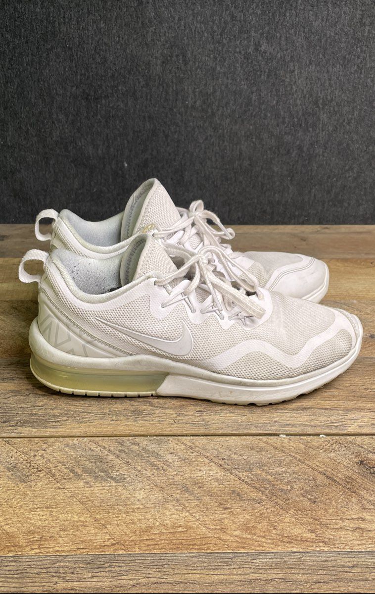 Nike Air Max Fury White Running Shoes Women's Size 9