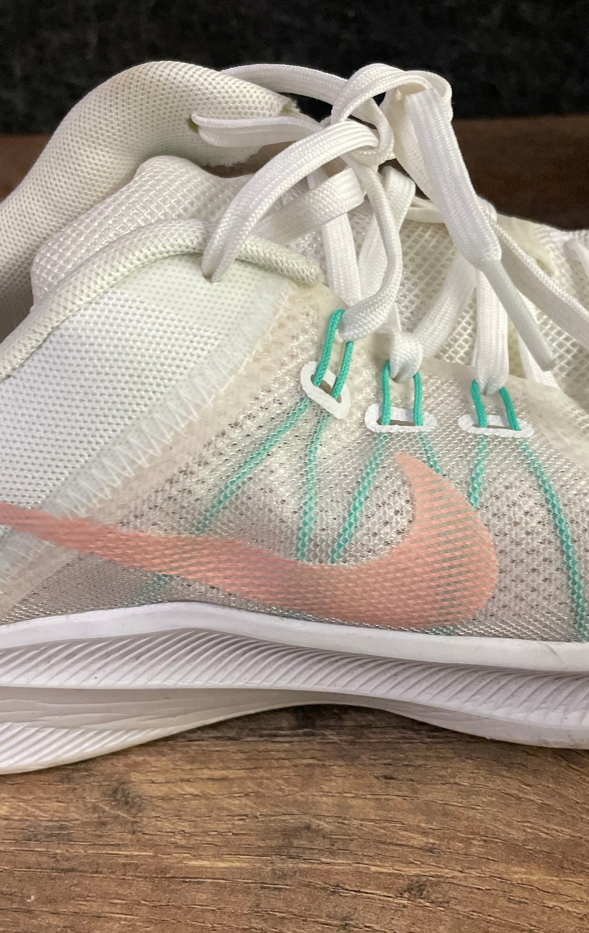 Nike Quest 4 White Pink Pastel Women's Running Shoes Size 10