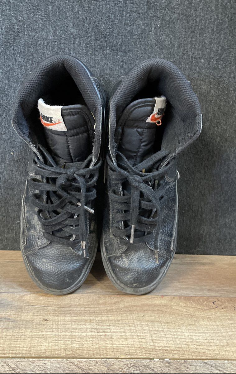 Nike Blazer Mid Black Tumbled Leather Gum Sole Youth Sneakers Size 6.5Y