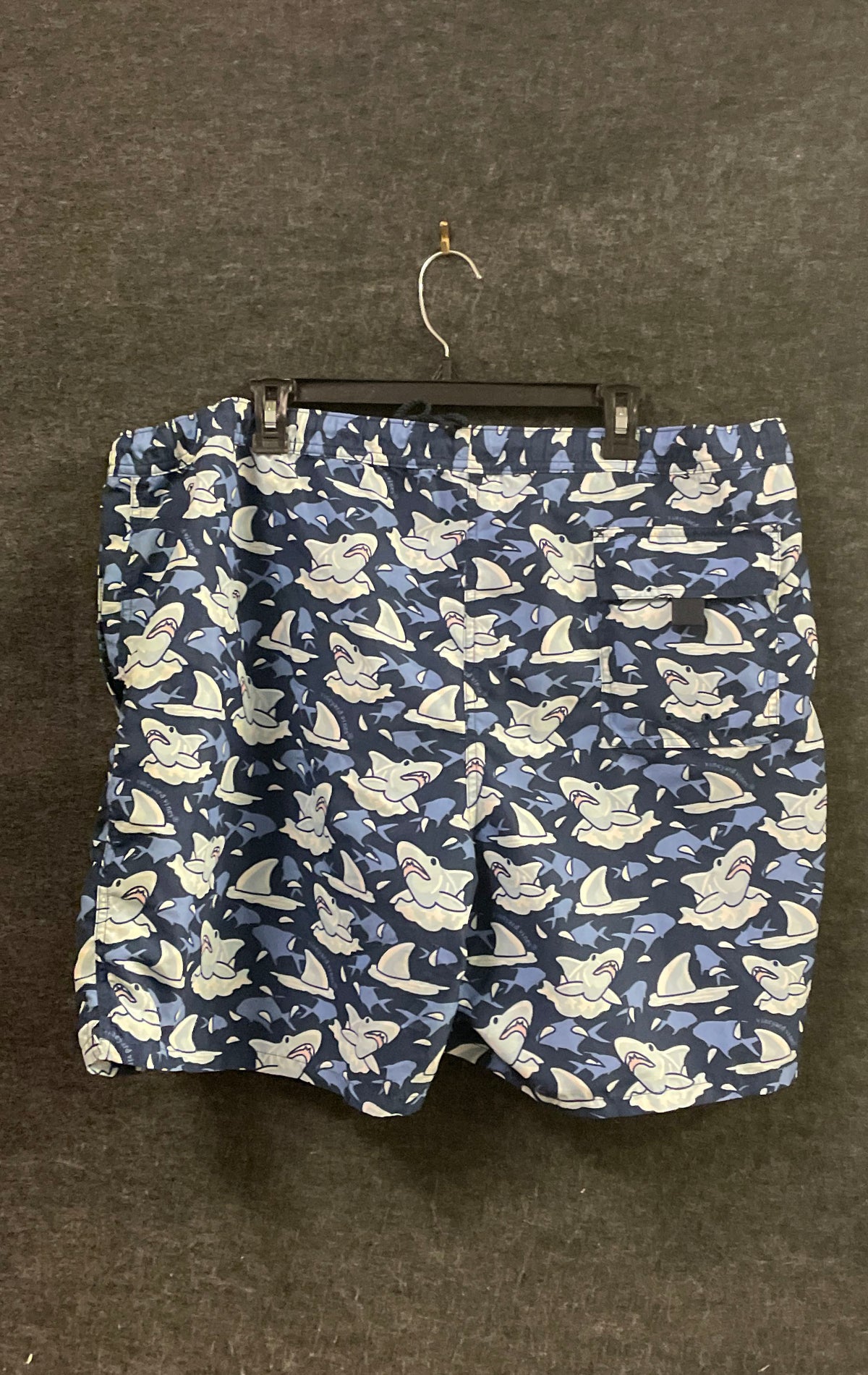 Vineyard Vines Men's Shark Print Swim Shorts Blue Sz XL