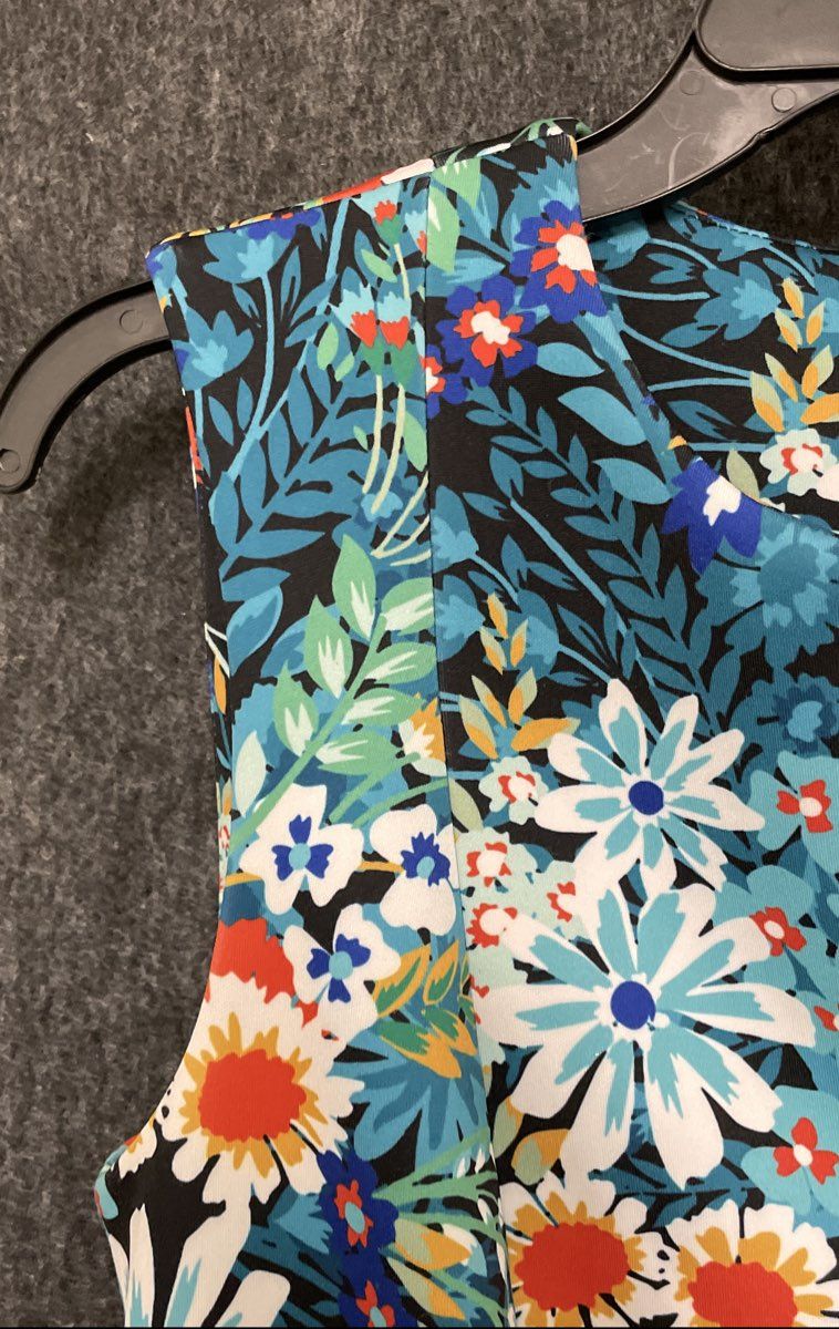 Calvin Klein Women's Floral Print Sleeveless V-Neck Sheath Dress Multicolor Sz 4
