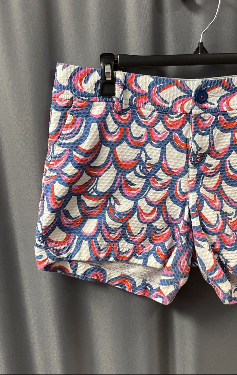Lilly Pulitzer Women's Callahan Shorts Blue Pink Scallop Print Seersucker Sz 10