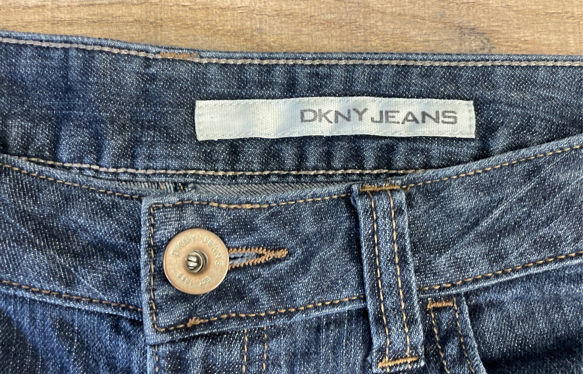 DKNY Jeans Women's Dark Wash Denim Raw Hem Cutoff Shorts Size 10