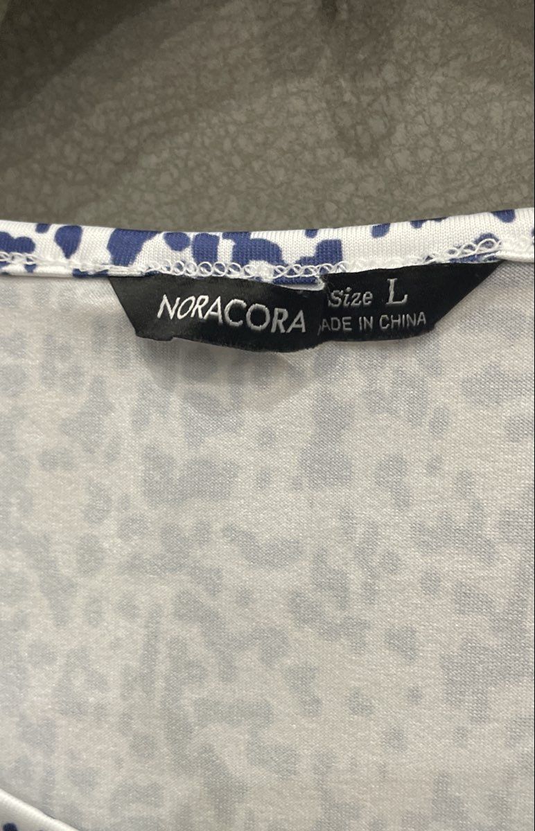 Noracora Women's Blue White Damask Print Cold Shoulder Keyhole Dress Sz L