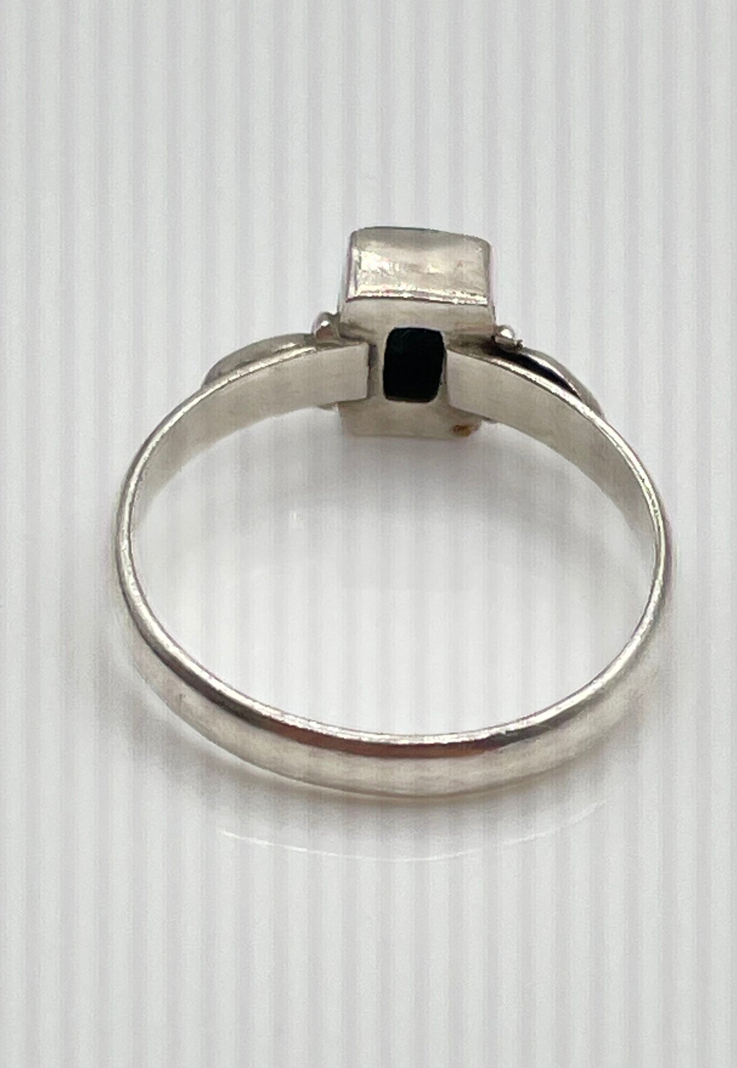 925 Sterling Silver Green Onyx Ring 2.3g