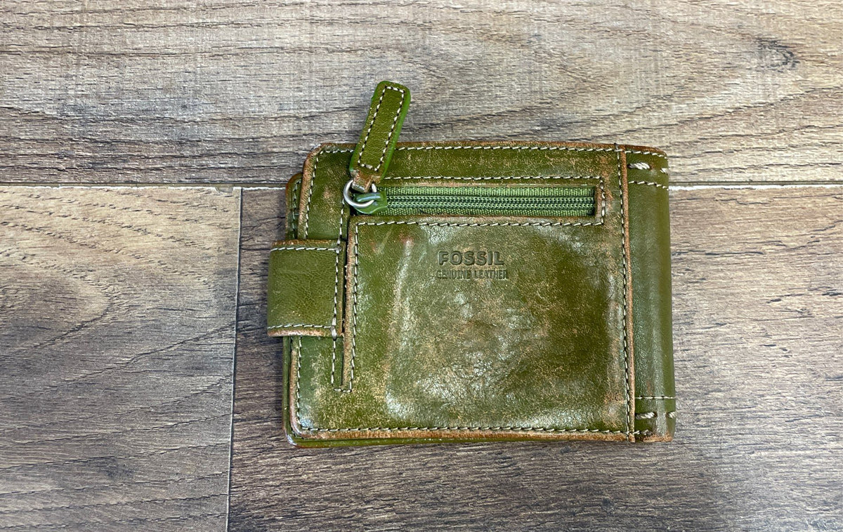 Fossil Patchwork Leather Tri-Fold & Green Bifold Wallet Purse Lot of 2