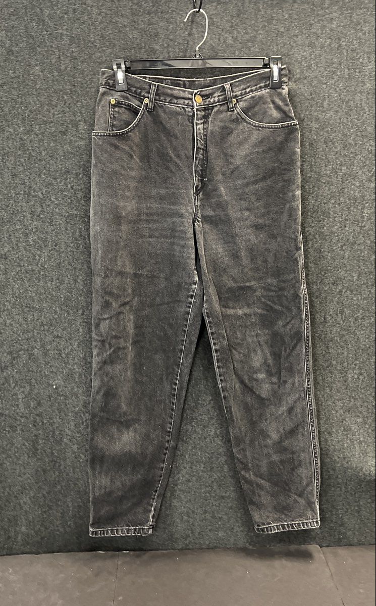 Vintage 90s Lizwear Women's Faded Black High Rise Tapered Leg Denim Jeans Sz 16